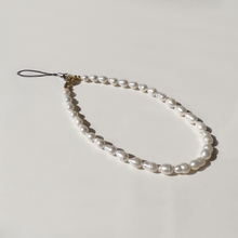 Load image into Gallery viewer, Handmade baroque pearl phone charm 
