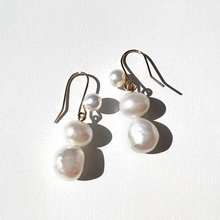 Load image into Gallery viewer, Bea Earrings
