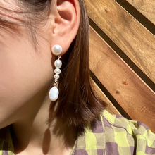 Load image into Gallery viewer, Emilia Earrings
