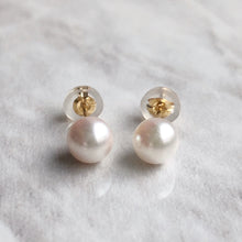 Load image into Gallery viewer, Solid 18K Gold Akoya Pearl Earrings
