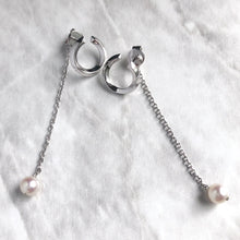 Load image into Gallery viewer, Rilo &amp; Pearl Drop Earrings
