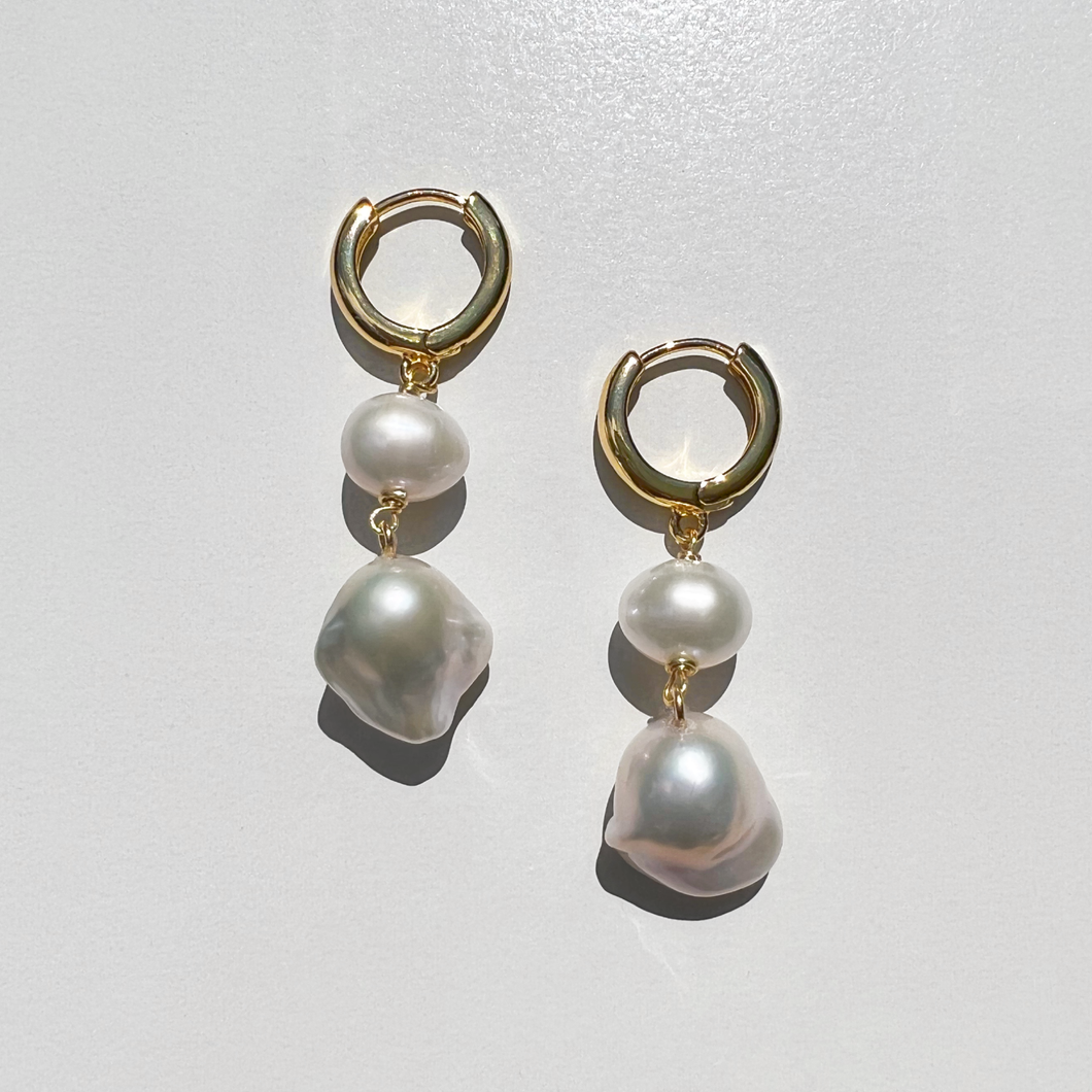 Juno Freshwater Pearl Earrings by Debbie Debster
